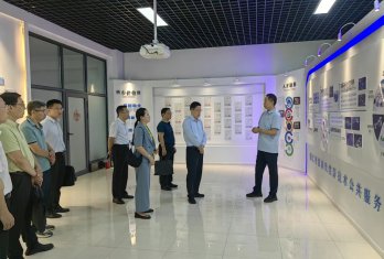 市政协党组成员、副主席周必松调研研究院