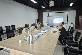 镇江市网信办赵志燕副主任调研研究院